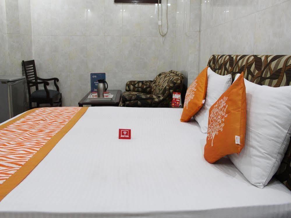 Oyo 2705 Preet Palace Hotel